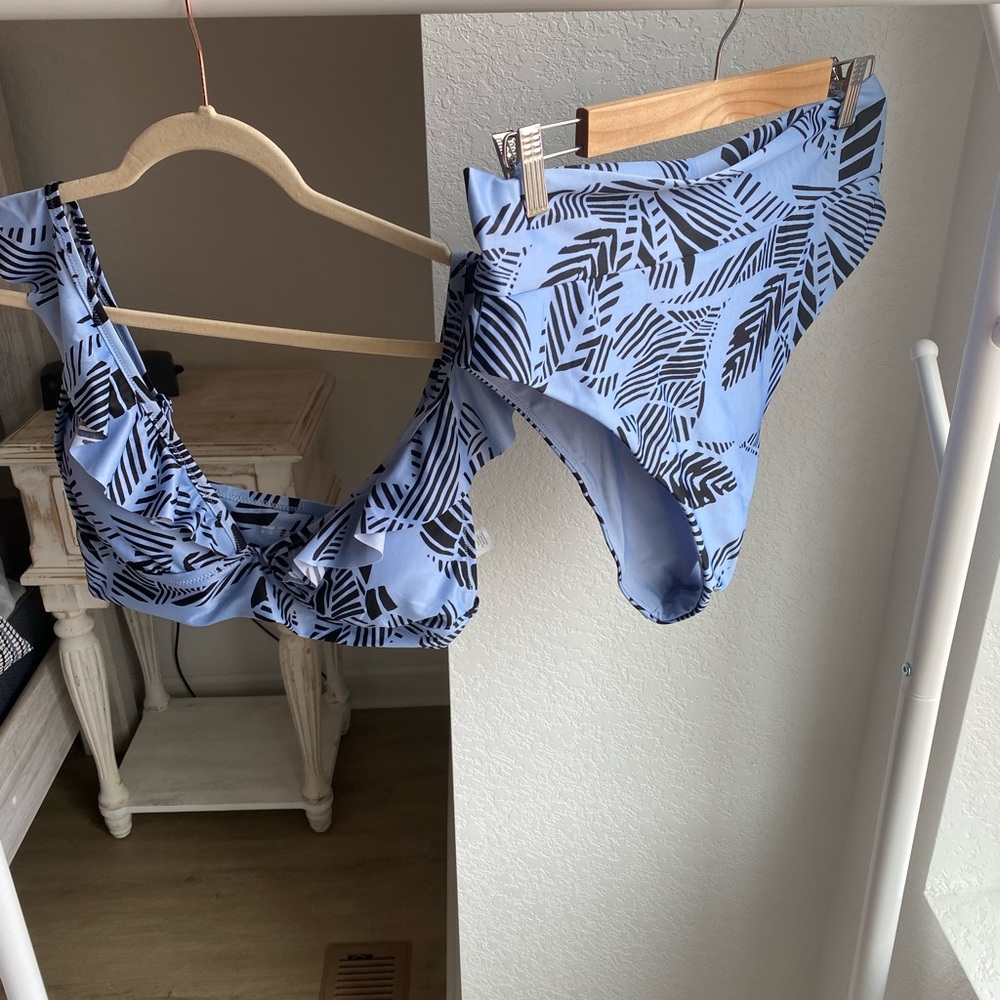 NWT Aerie Swimsuit size XL